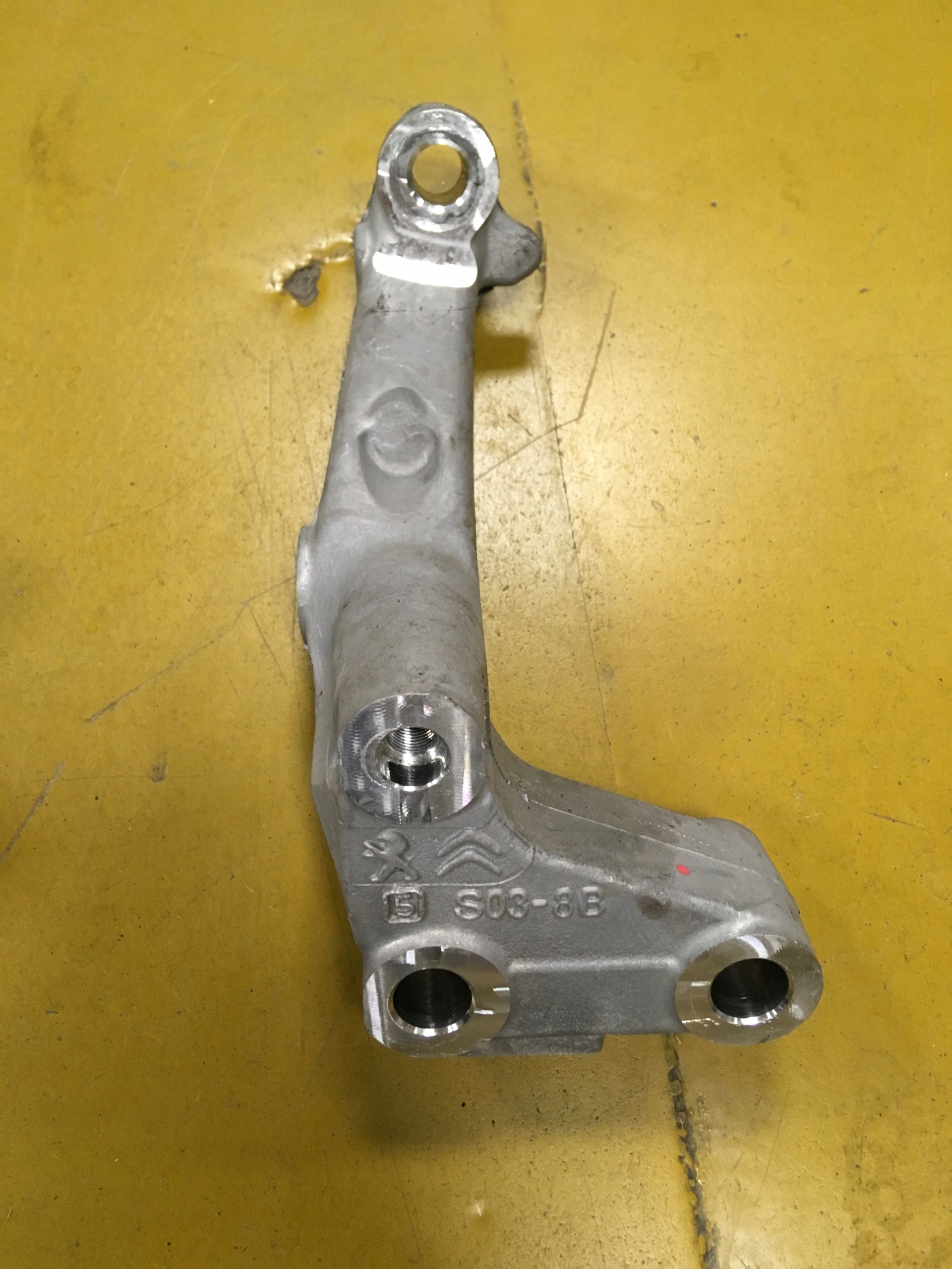 ŁAPA MOCOWANIE SANEK WÓZKA PEUGEOT 3008 II 5008