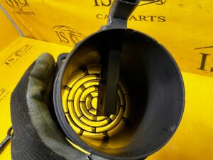 PRZEPŁYWOMIERZ POWIETRZA VOLKSWAGEN GOLF VIII 2.0 TDI