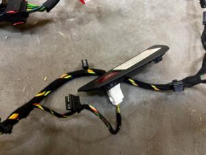 KOMPLET MECHANIZM KLAPY ELEKTRYCZNEJ BAGAŻNIKA PEUGEOT 508 I LIFT KOMBI SW