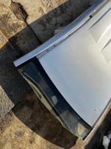 DACH SŁUPKI POSZYCIE DACHU SREBRNY ĆWIARTKA DACIA JOGGER TEKQF