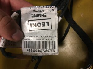 WIĄZKA INSTALACJA BEZPIECZNIKI INFINITI Q30 1.6