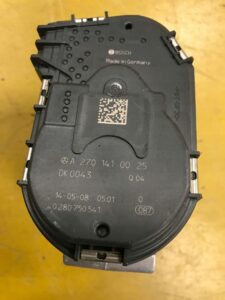 PRZEPUSTNICA INFINITI Q30 MERCEDES W176 CGI 1.6 T