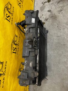 PAS PRZEDNI CHŁODNICE PEUGEOT 508 I LIFT 2.0 HYBRI