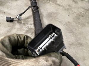 WIĄZKA INSTALACJA OKABLOWANIE KOMORY SILNIKA FORD MUSTANG VI USA 3.7