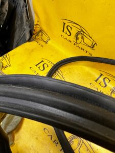 USZCZELKA GUMOWA DRZWI TYLNYCH TYŁ BMW 5 G30