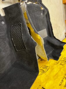 WYKŁADZINA KOMPLETNA PRZÓD TYŁ MERCEDES E-KLASA W213