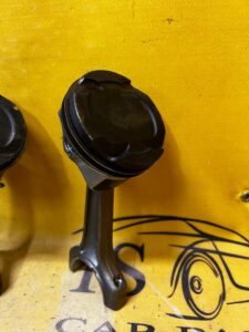 KOMPLET TŁOKI KORBOWODY ŚRUBY SILNIKA B38 BMW F40 MINI