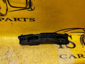 ŚLIZG UCHWYT MOCOWANIE ZDERZAKA PRAWY TYŁ AUDI A8 D4