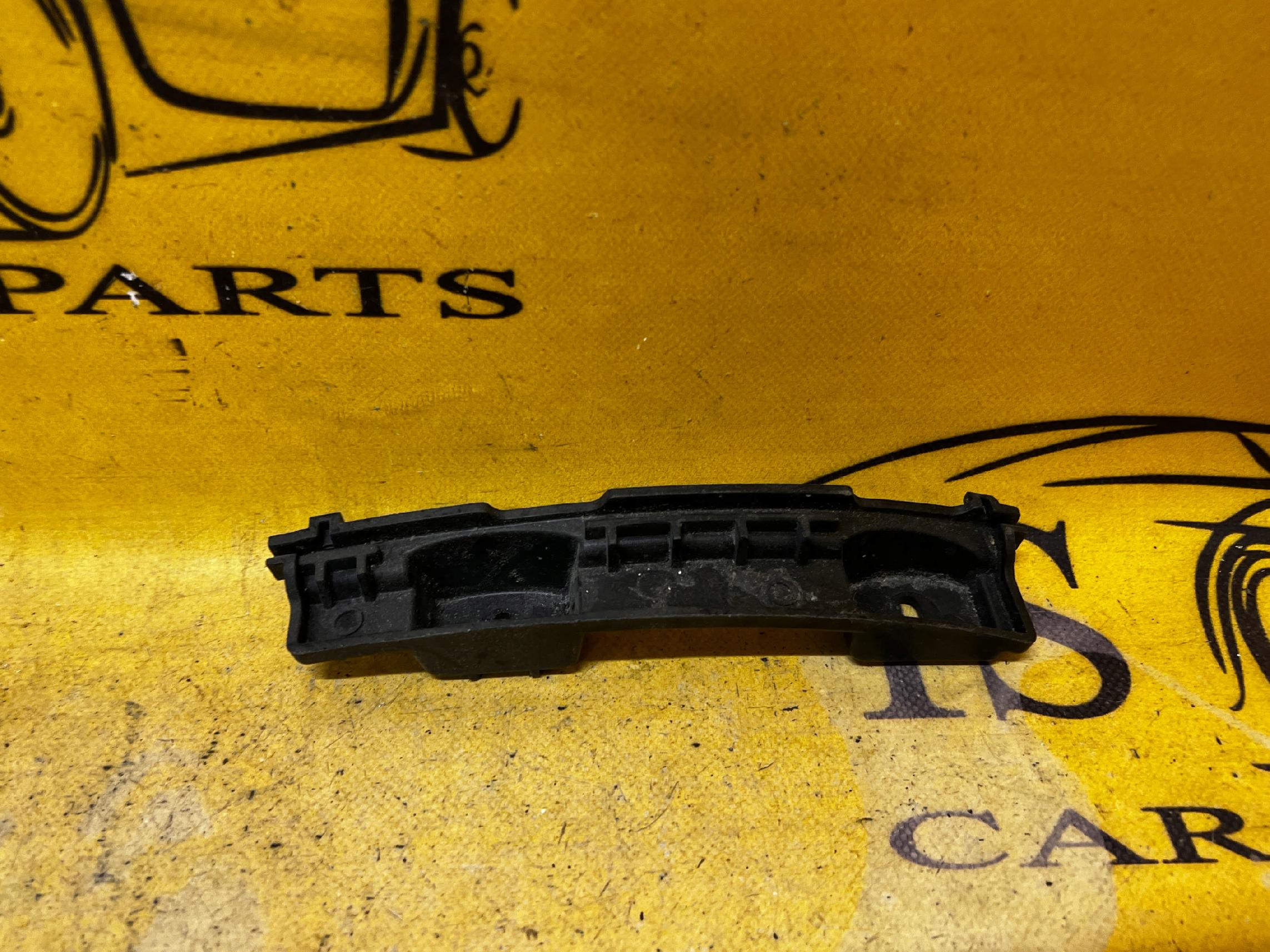 ŚLIZG UCHWYT MOCOWANIE ZDERZAKA PRAWY TYŁ AUDI A8 D4