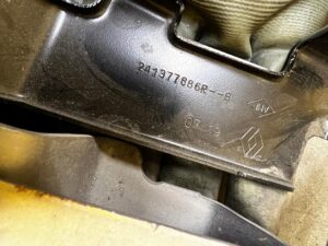 PODSTAWA AKUMULATORA MOCOWANIE RENAULT KADJAR NISSAN QASHQAI