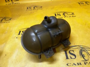 ZBIORNIK ZBIORNICZEK WYRÓWNAWCZY PŁYNU CHŁODZĄCEGO FORD MUSTANG VI USA