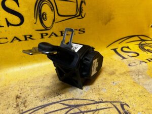 PAS BEZPIECZEŃSTWA TYLNY ŚRODKOWY CZARNY BMW 5 G30 SEDAN