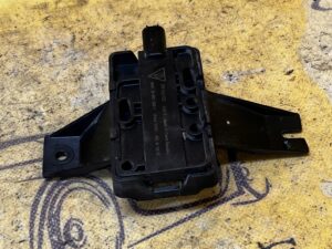 MODUŁ ANTENA ZAMKA WZMACNIACZ STEROWNIK KEYLESS PORSCHE CAYENNE II 7P5