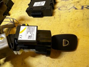 ZESTAW STARTOWY ECU BSI BCM STACYJKA DACIA SANDERO III 2023R 1.0 SCE