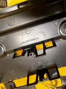 PLASTIK MOCOWANIE RADIA FORD ESCAPE MK4 1.5 EB