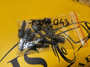 10 X KOŁEK DO NITOWANIA JEDNOSTRONNEGO BMW M6X26,7 NOWY OEM