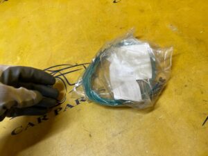 8 X STYK TULEJOWY MQS ELA Z KABLEM BMW NOWY OEM