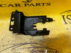 UCHWYT WSPORNIK MOCOWANIE BLACHA TOYOTA HILUX VIII 8