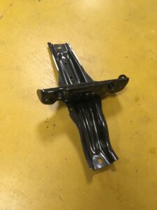 WSPORNIK MOCOWANIE AKUMULATORA MERCEDES INFINITI