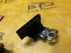 KLEMA PLUSOWA BEZPIECZNIK ROZDZIELACZ PRĄDU DACIA SANDERO III