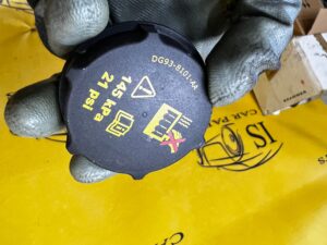 KOREK ZBIORNICZKA ZBIORNIKA WYRÓWNAWCZEGO FORD ESCAPE MK4 KUGA MK3 1.5 EB