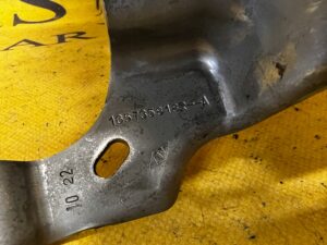 OSŁONA PODSTAWA AKUMULATORA DACIA SANDERO III 2023R