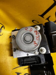 STEROWNIK POMPA ABS NISSAN X-TRAIL T32