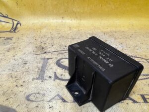 PRZEKAŹNIK MODUŁ STEROWNIK ŚWIEC ŻAROWYCH RANGE ROVER VOGUE L405 4.4D V8