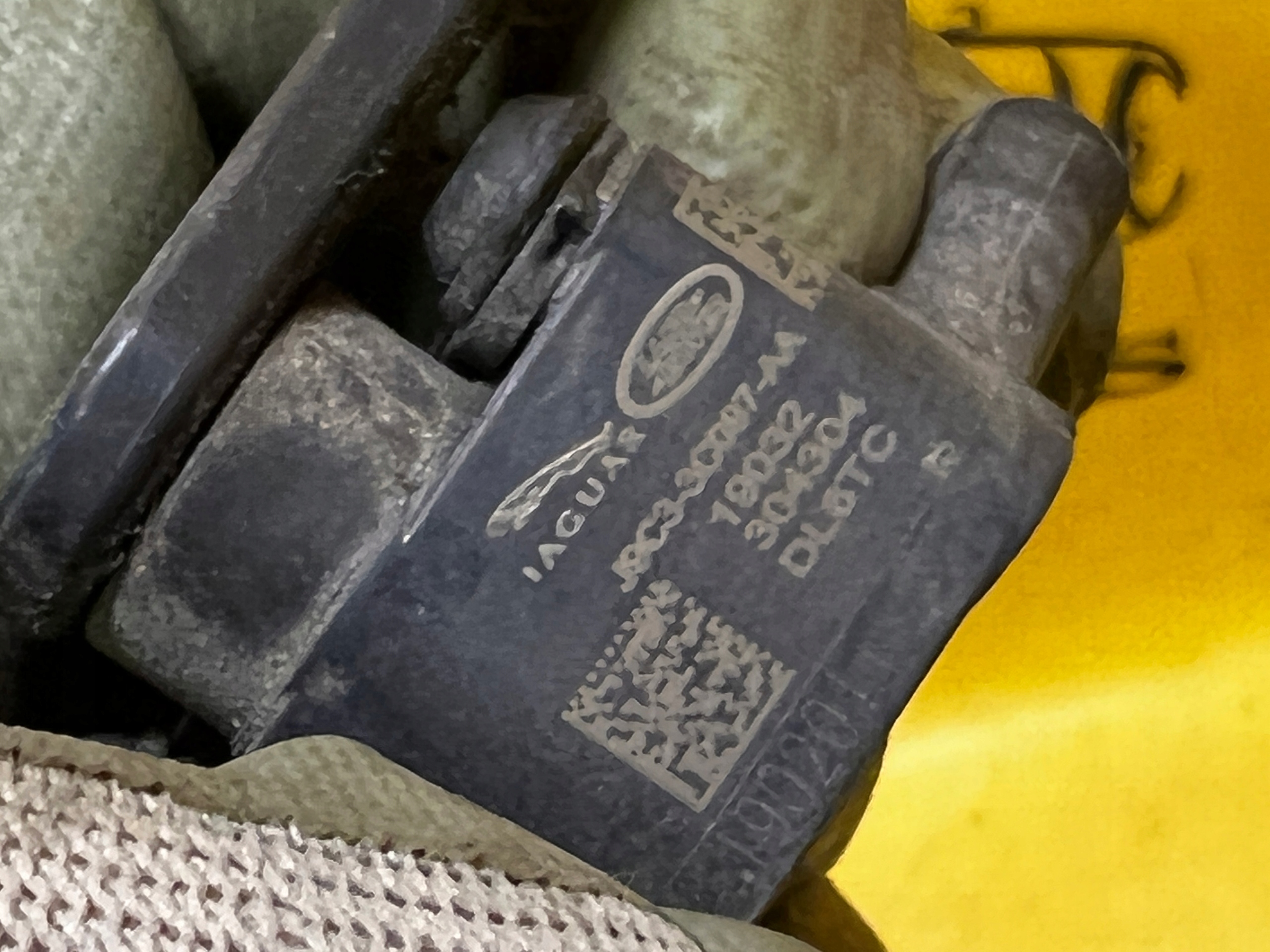 CZUJNIK POZIOMOWANIA ŚWIATEŁ TYŁ LR DISCOVERY L550