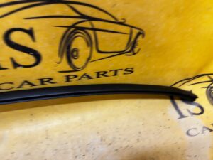 OSŁONA USZCZELKA SZYBY KLAPY TYLNEJ TYŁ GÓRNA MINI R50 R53 NOWA OEM