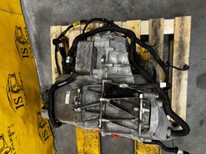 SILNIK KOMPLETNY NAPĘD TYLNY ELEKTRYCZNY TESLA MODEL 3 2WD 62 TYS KM