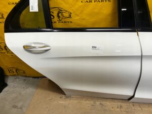 DRZWI TYŁ TYLNE PRAWE 149 MERCEDES C W205 SEDAN AMG