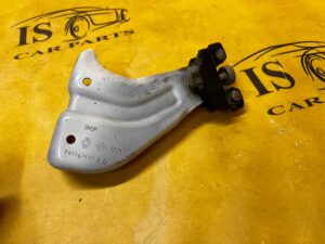 ROLKA DRZWI PRZESUWNYCH PROWADNICA DOLNA PRAWA DACIA DOKKER 369