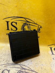 PUSZKA SKRZYNKA BEZPIECZNIKÓW FORD ESCAPE MK4