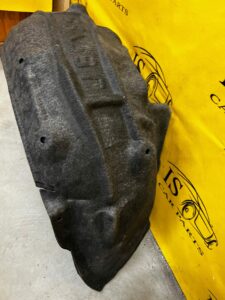 NADKOLE WNĘKA LEWY TYŁ TYLNE BMW F22 F23