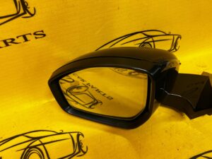 LUSTERKO LEWE 18 PIN KAMERA ASYSTENT CZARNE RANGE ROVER VELAR L560