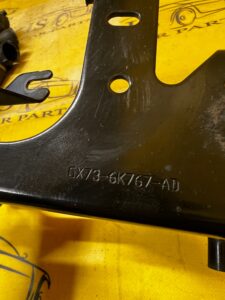 WSPORNIK MOCOWANIE UCHWYT INTERCOOLERA RANGE ROVER VELAR L560 2.0D