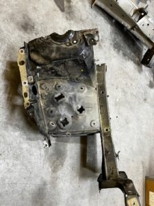 ĆWIARTKA FARTUCH PODŁUŻNICA STREFA ZGNIOTU PRZÓD PRAWY PEUGEOT 308 II T9 EU