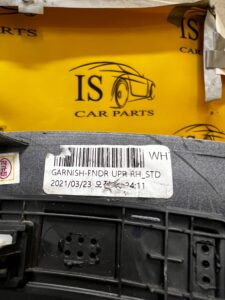 OSŁONA LISTWA BŁOTNIKA SIERP PRAWA GENESIS GV70 BIAŁY AKRYL