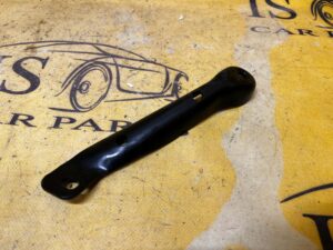 UCHWYT WSPORNIK MOCOWANIE BLASZKA BMW 5 G30