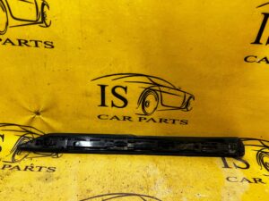 LISTWA OSŁONA DACHOWA PRAWA LAND ROVER DISCOVERY SPORT L550