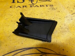 OSŁONA POKRYWA SKRZYNKI BEZPIECZNIKÓW DACIA DUSTER II DOKKER