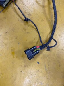 WIĄZKA INSTALACJA BEZPIECZNIKI INFINITI Q30