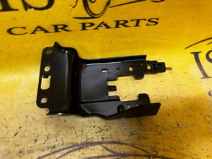 UCHWYT WSPORNIK MOCOWANIE BLACHA TOYOTA HILUX VIII 8