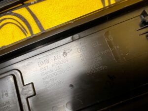 KOMPLET LISTWY LISTWA NAKŁADKA NAKŁADKI PROGU PRÓG LED BMW M5 F90 M-POWER