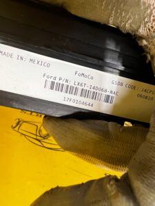 PUSZKA SKRZYNKA BEZPIECZNIKÓW FORD ESCAPE MK4