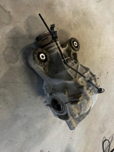 MOST DYFERENCJAŁ TYLNY TYŁ RANGE ROVER VELAR L560 2.0D 3.23