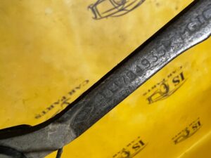 2 X OGRANICZNIK DRZWI TYŁ TYLNYCH LEWY PRAWY DACIA DOKKER