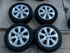 KOŁA FELGI OPONY LETNIE OPEL CORSA D E 185/60 R15