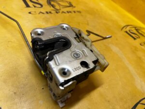 ZAMEK DRZWI PRZÓD LEWY DACIA DOKKER EU